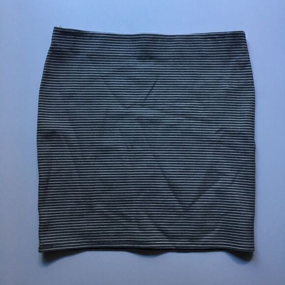 New Loft Ann Taylor Striped Stretch Pencil Skirt Womens Size L Work - Picture 5 of 5
